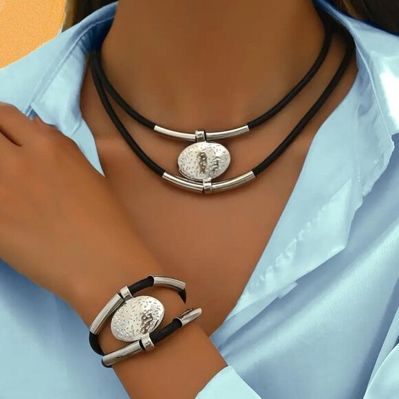 Black & Silver Rope Oval Acrylic Pendant Necklace And Bracelet Set For Women - Picture 2 of 6